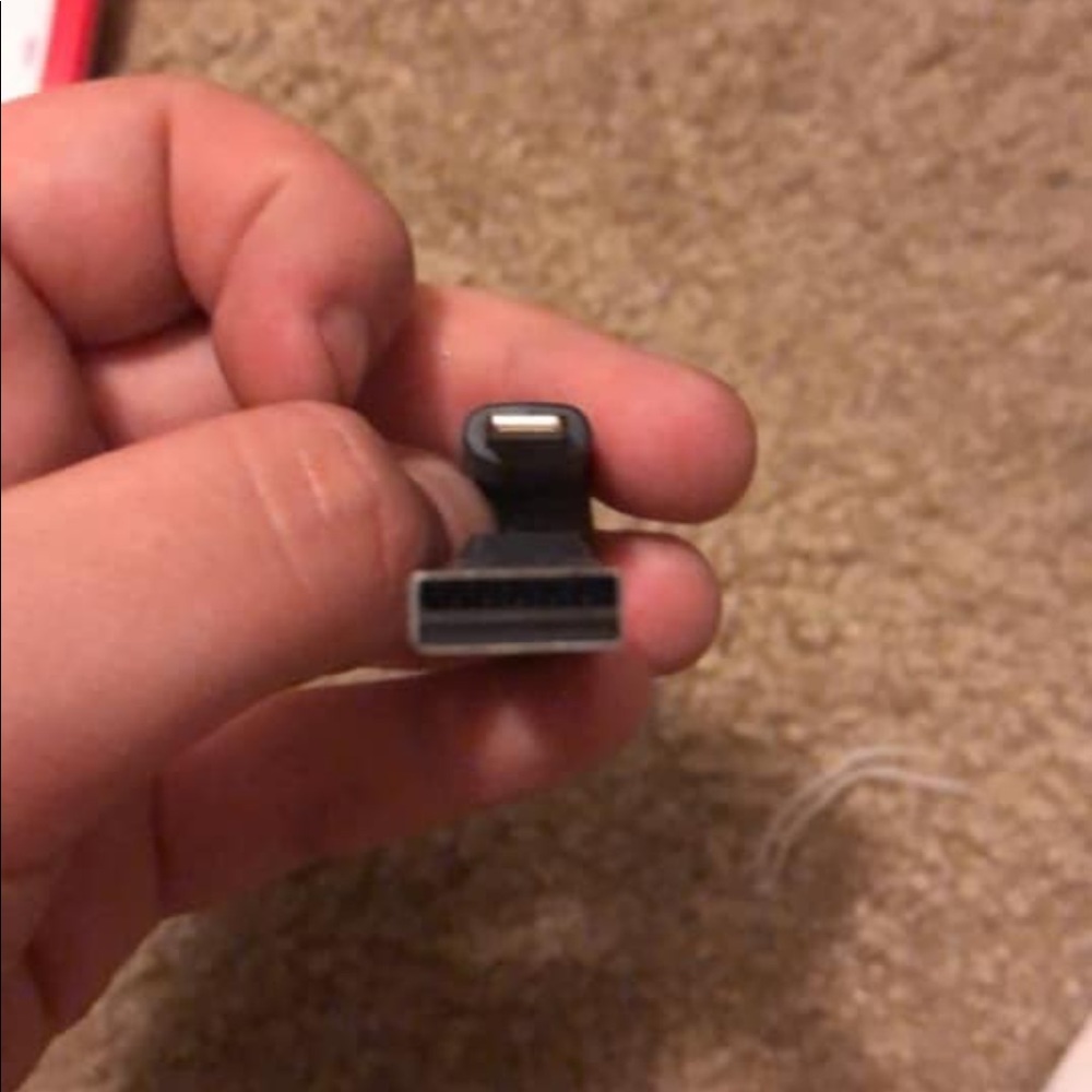 iPhone USB - Picture 2 of 2